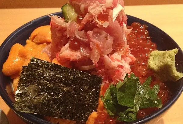 日本橋海鮮丼つじ半