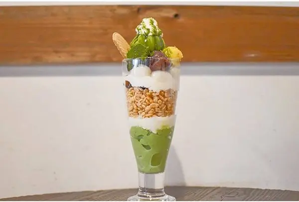 パフェ専門店 アオイパフェ