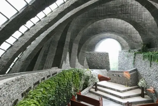 石の教会 内村鑑三記念堂