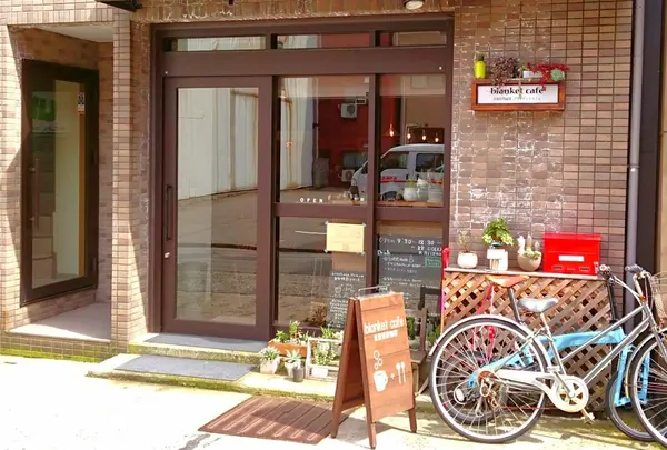 尾山神社すぐそば