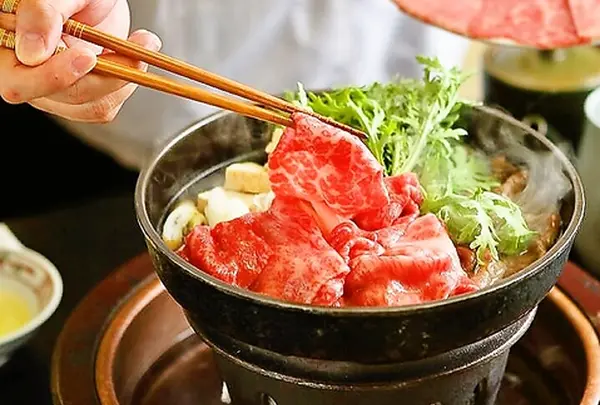 日本橋 和牛すき焼き 伊勢重