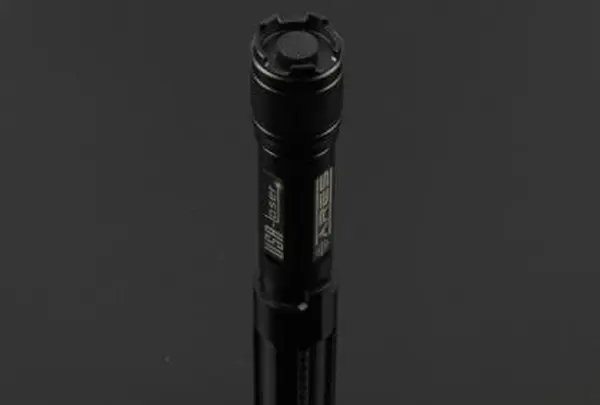 Puntero láser azul 3000mW de mano muy potente