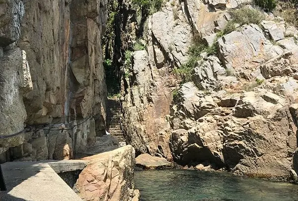 勘三郎洞窟