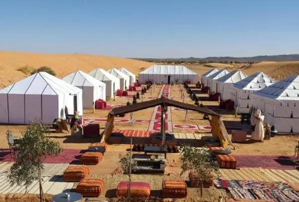 メルズーカ デューンズ ラグジュアリー キャンプ:Merzouga Dunes Luxury Camps