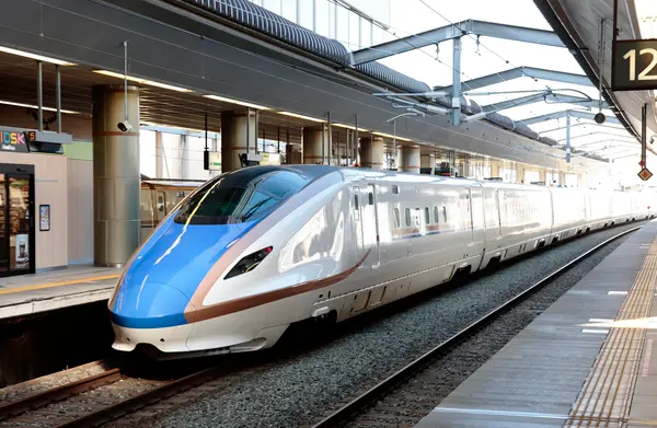 長野新幹線かがやき号で東京へ🚄