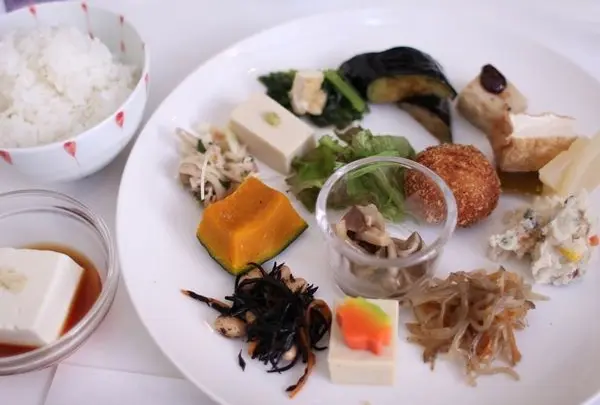 MOMICAFE（モミカフェ）