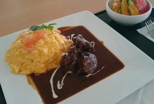 トロトロオムライス