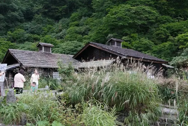 温泉棟へ