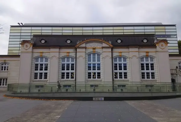 京都府立図書館