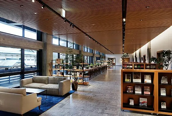 京都岡崎 蔦屋書店の写真・動画_image_105073