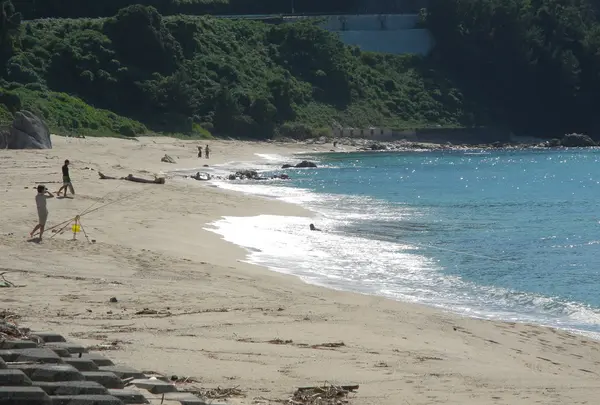 どこまでも白い砂浜