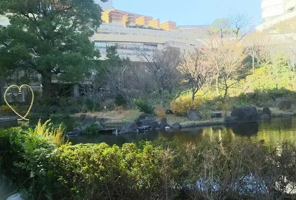 テレビ朝日前の公園