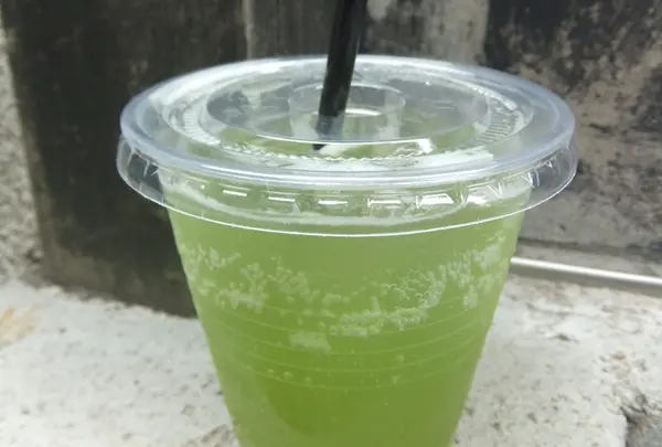 お茶？チャイ？サイダー？