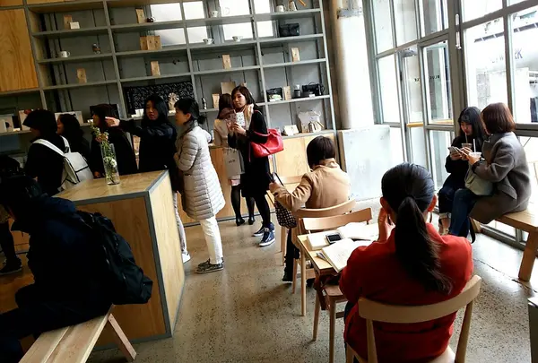 店内