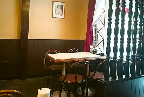 窓際