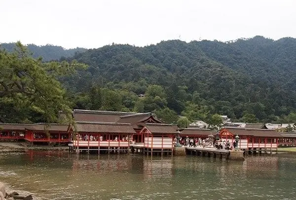 厳島神社