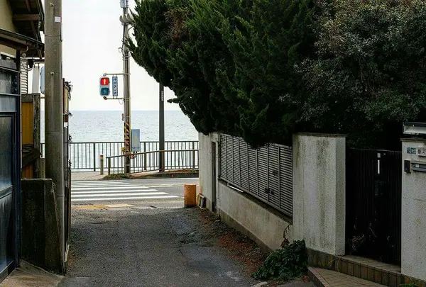 駅から