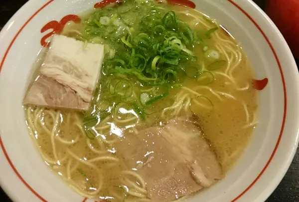 どんだけ食べても〆の一杯