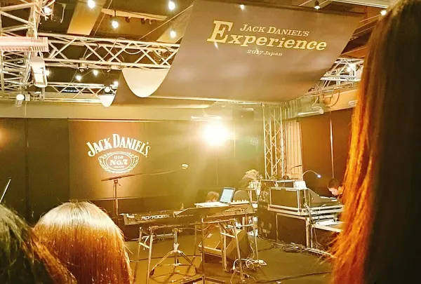 この日は、私が大好きなアーティストさんのFREE LIVEが２回も観られました🎵