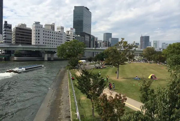 中之島芝生広場