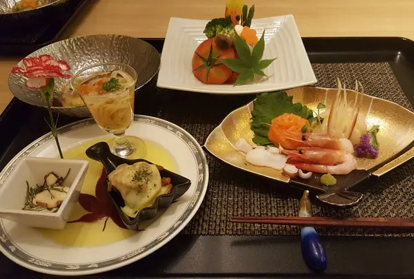 お品書きは次に↓