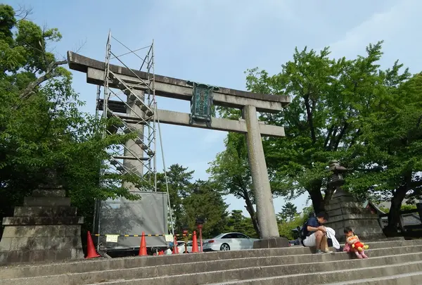 石鳥居