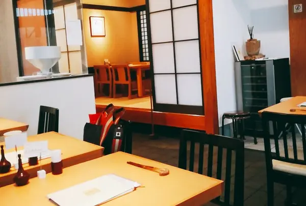 モダンな店内