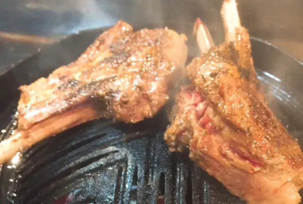 いざ、狼のように食らうべし