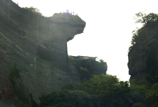 名物「地獄のぞき」