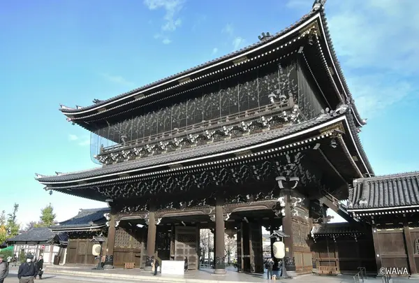 東本願寺御影堂門