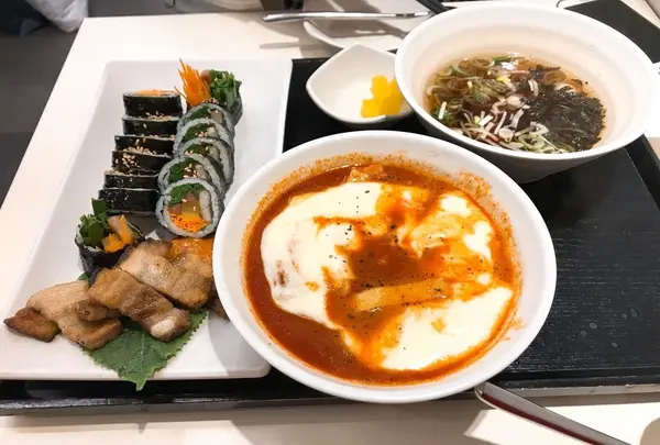 チーズトッポッキ&サムギョプサルキンパ