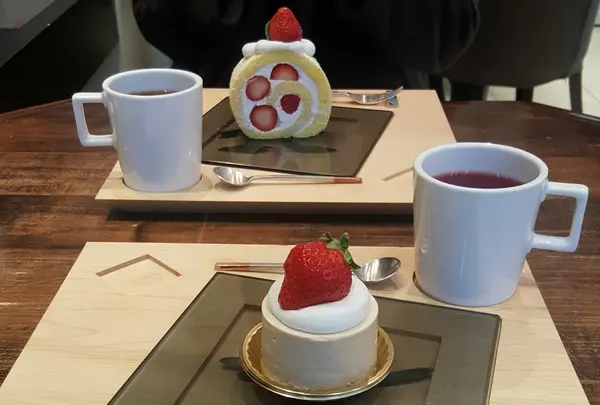 MAISON DE FROUGE メゾン・ド・フルージュの写真・動画_image_186465