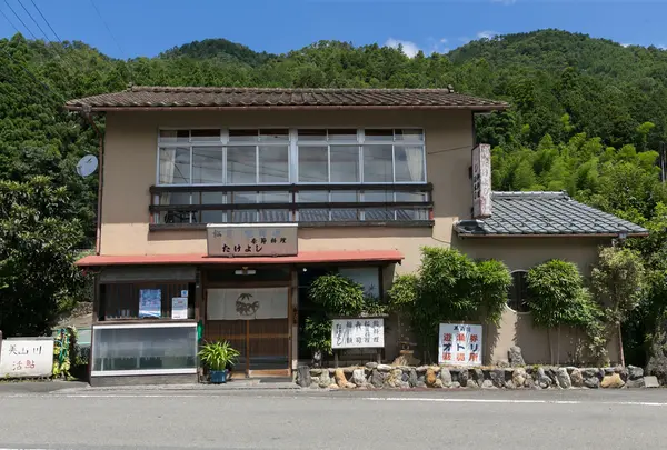 お店の外観