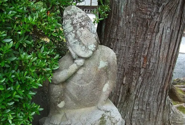 境内の石仏