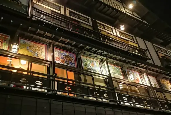 夜の銀山温泉