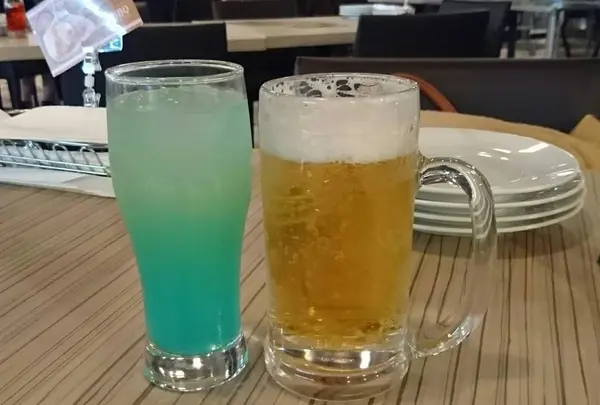 カクテル🍸と生ビール