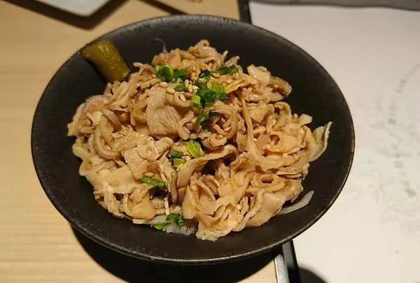 酢もつ