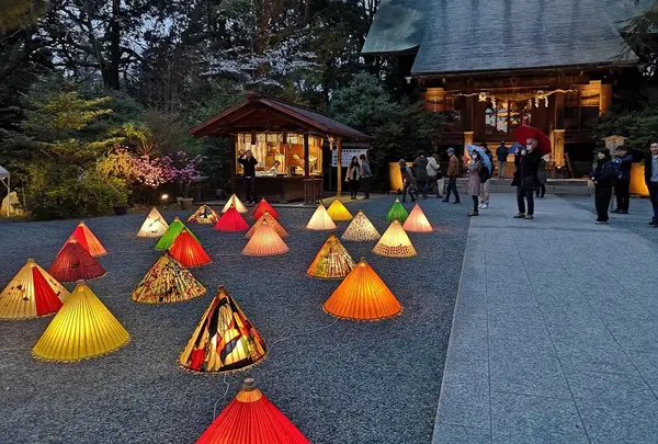 隣の神社