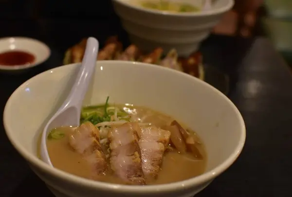 醤油とんこつ