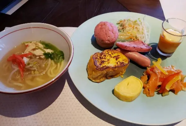 朝食バイキング