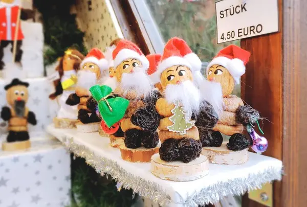 ニュルンベルクのクリスマスマーケットの写真・動画_image_338539