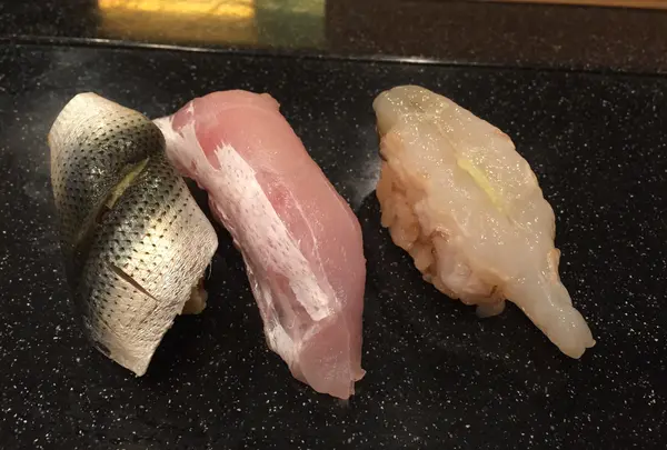めずらしいネタも食べれます。