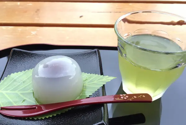 名水まんじゅう