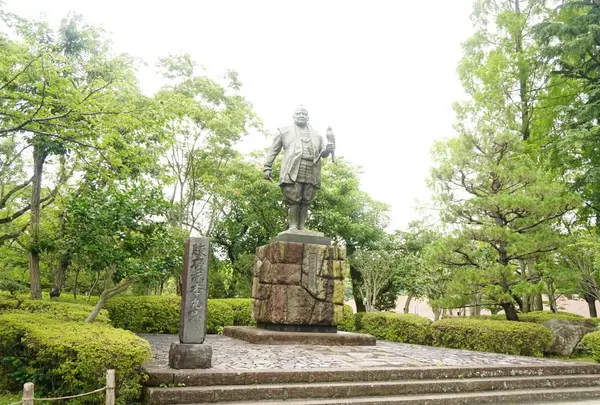 家康像