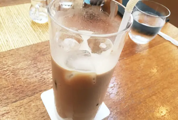 アイスロイヤルミルクティー