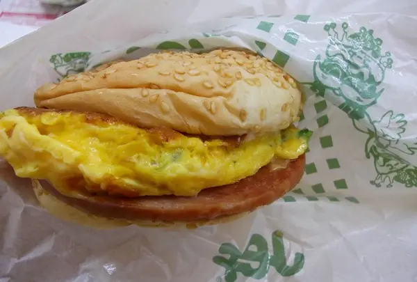 ぬーやるバーガー