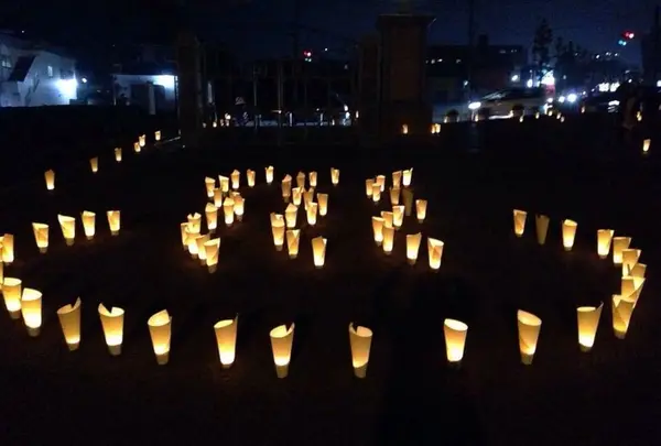 秋は夜かな。