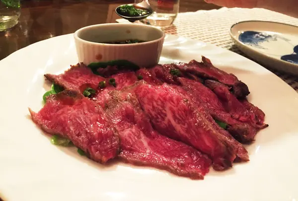 炙り牛肉