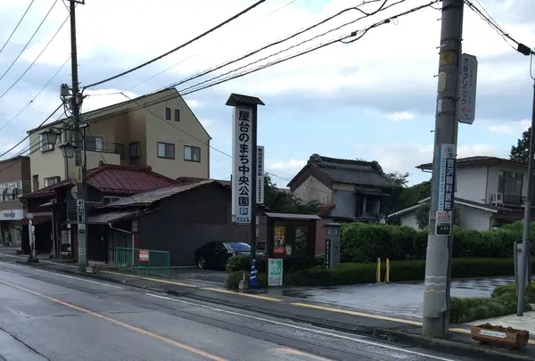 入り口は、少し不安