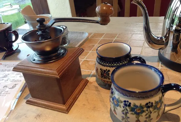 コーヒーミルでくるくる